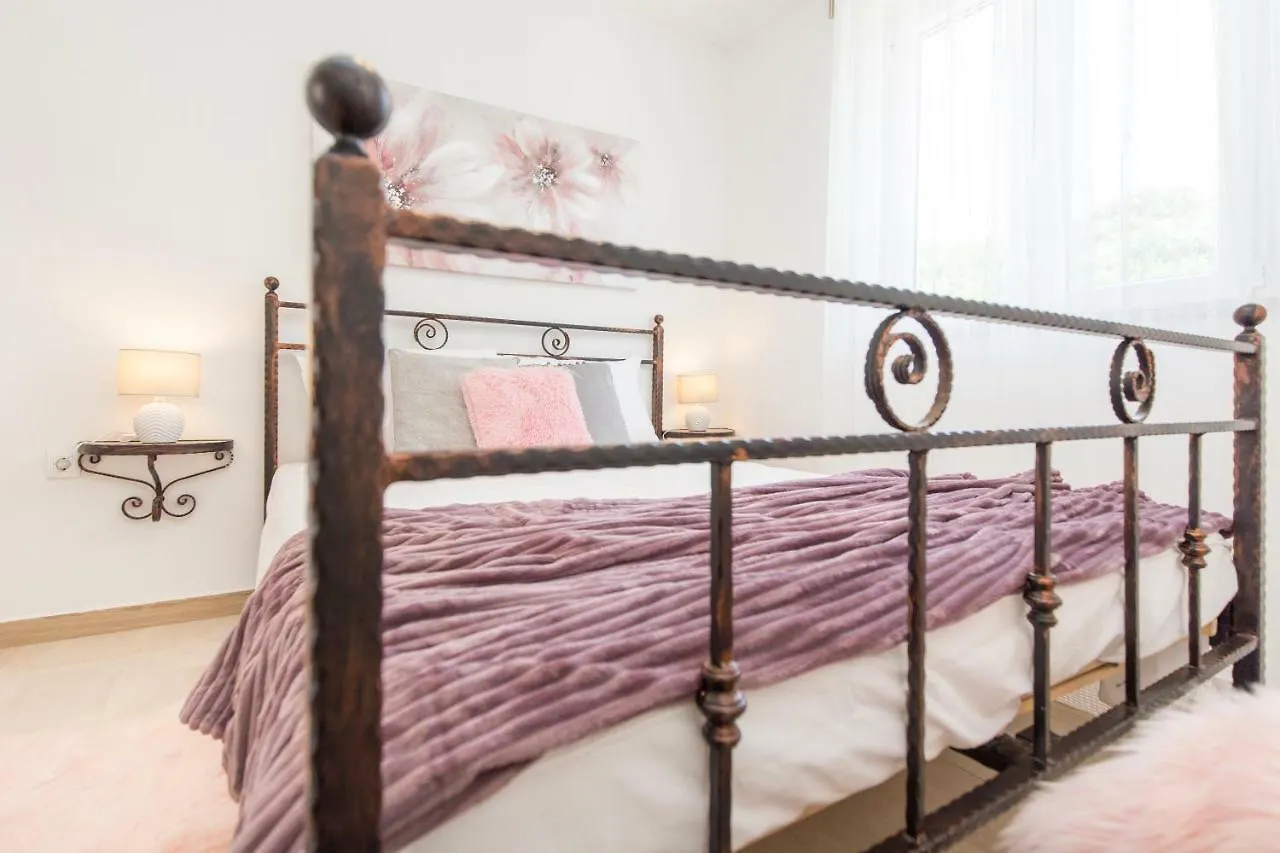 Villa Amaryllis Labin Horvátország